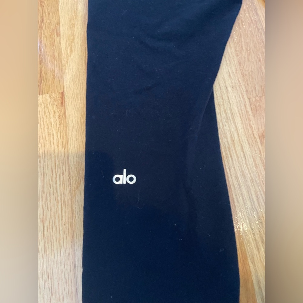 Alo Yoga - Alosoft High-Waist 7/8 Highlight Legging - Picture 8 of 11